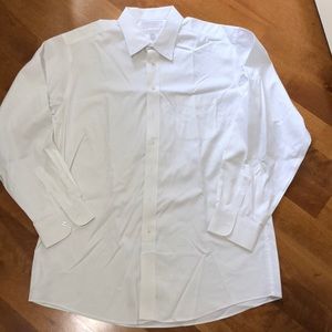 Roundtree & Yorke fitted dress shirt